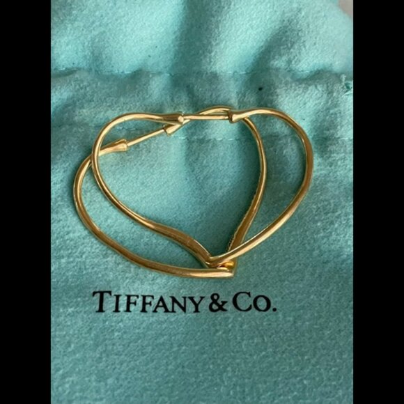 TIFFANY & CO. Yellow Gold Earrings - Picture 8 of 11